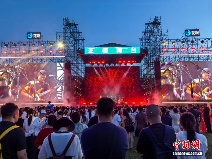 玩转娱乐新次元 - 巅峰国际